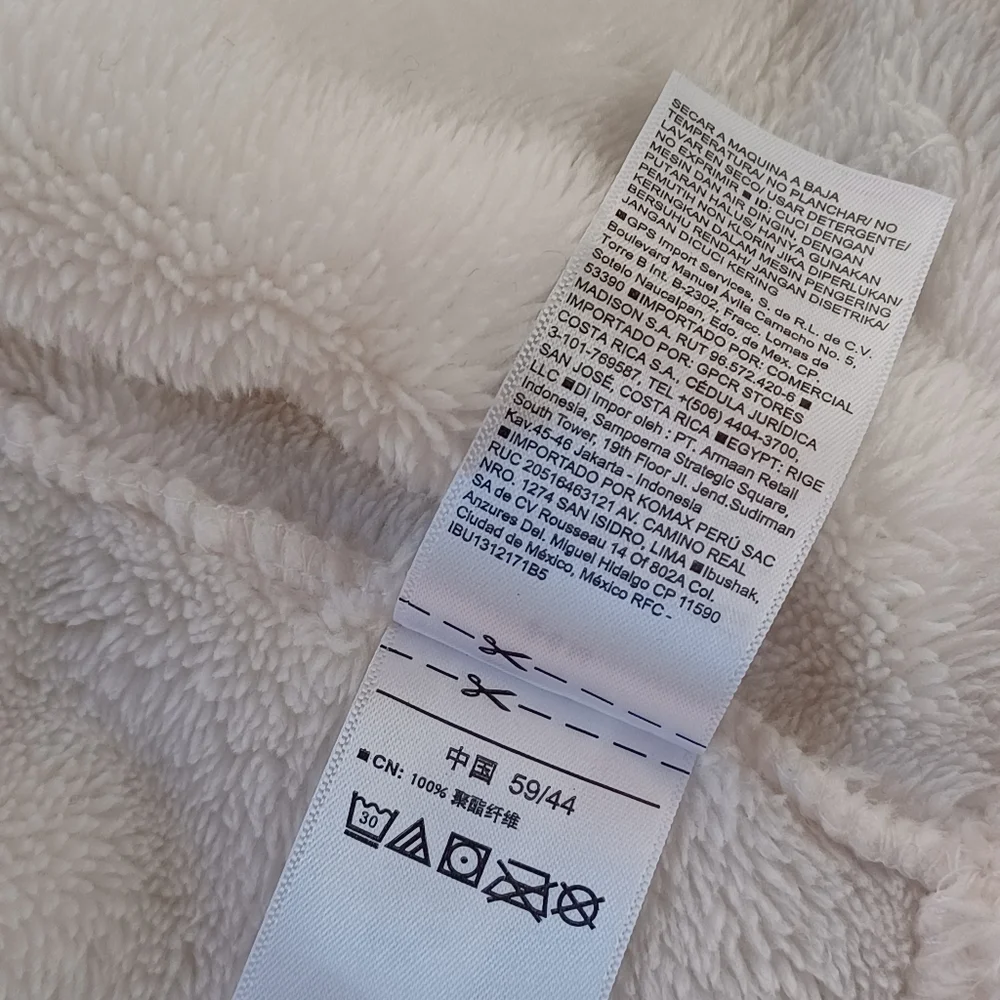 Old Navy fuzzy soft